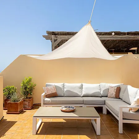 3 Bedroom With Private Rooftop Terrace Nerja